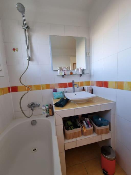 Appartement Cosy Proche Du Tram Montpellier Buitenkant foto