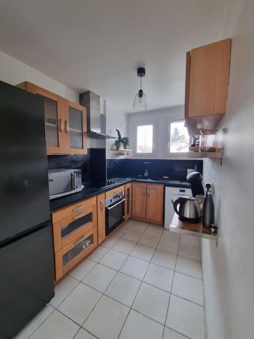Appartement Cosy Proche Du Tram Montpellier Buitenkant foto